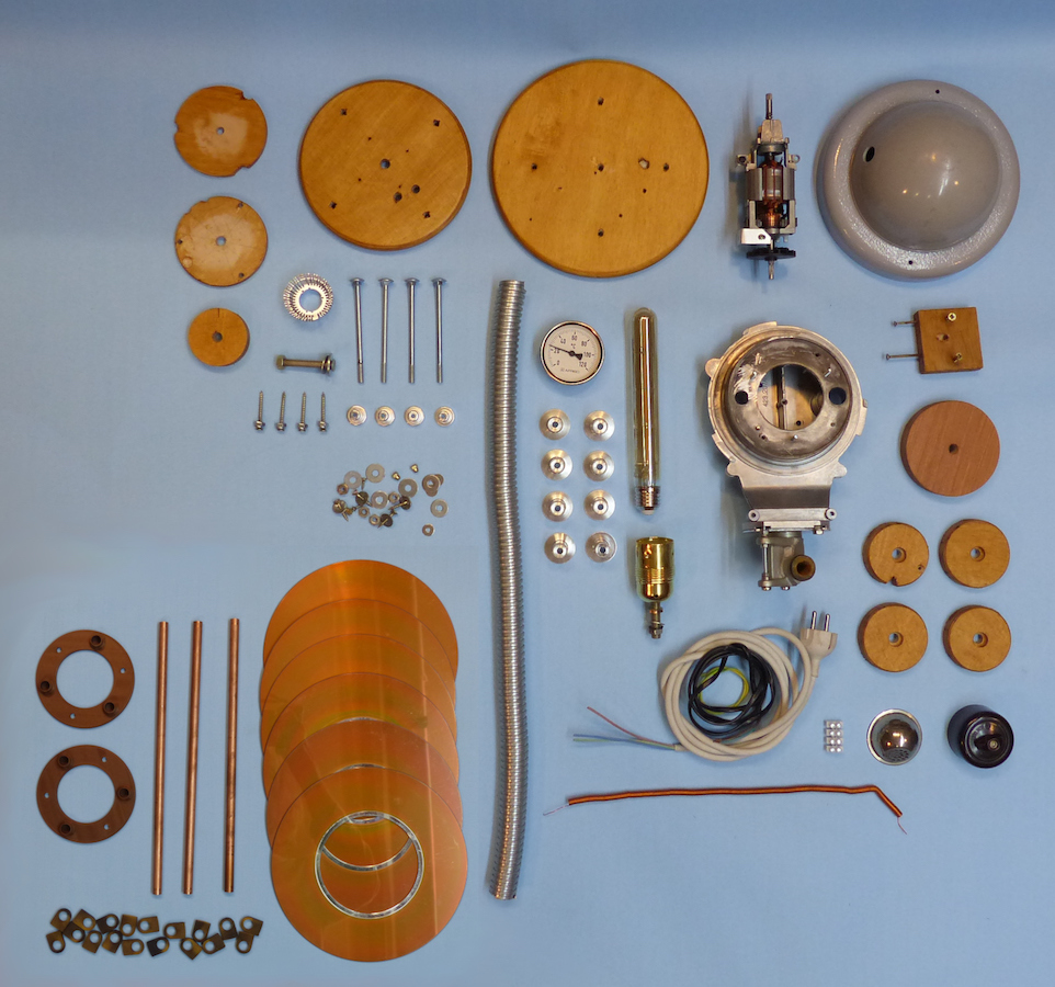 Steampunk Lamp 77 parts.jpg